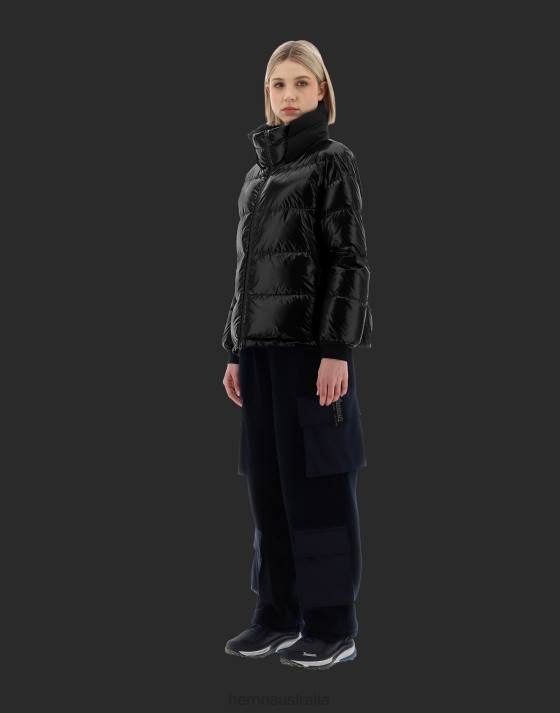 LAMINAR CAPE IN GLAZED RIPSTOP 2L AND GORE-TEX INFINIUM WINDSTOPPER Herno Women Black 2L0H269 Outerwear