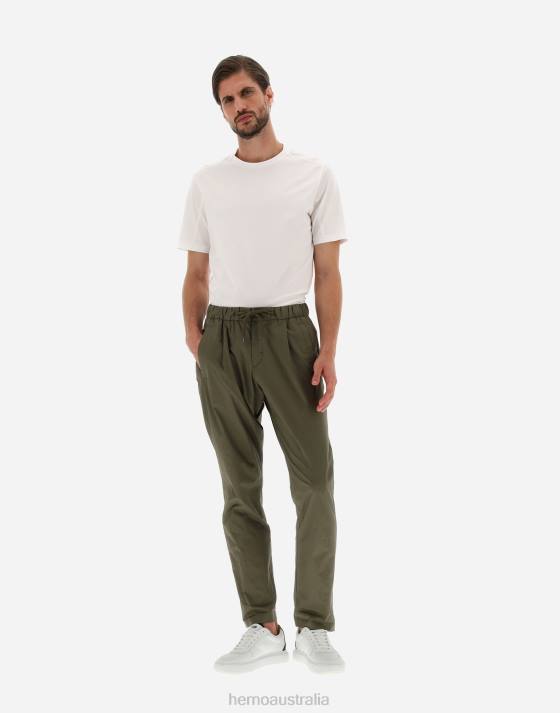 TROUSERS IN LIGHT COTTON STRETCH Herno Men Light Military 2L0H809 Clothing